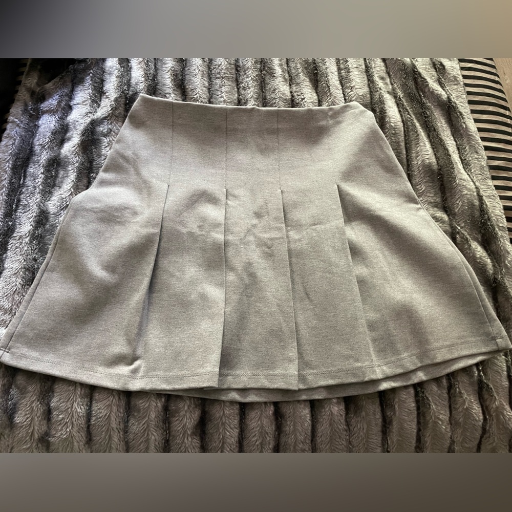 H&M Pleated Tennis Skirt